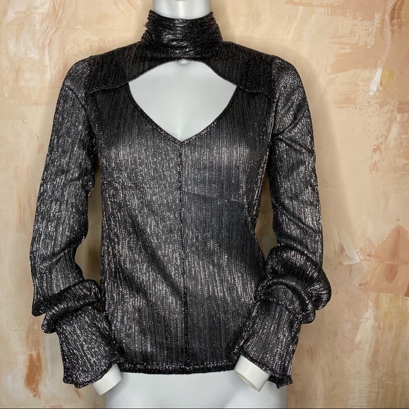Small Guess Metallic Turtleneck Blouse - Picture 1 of 7